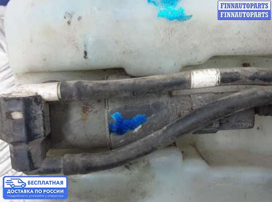 Бачок омывателя на Nissan Qashqai I (J10)