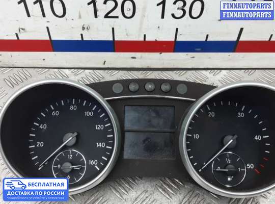 Щиток приборов на Mercedes-Benz ML (W164)
