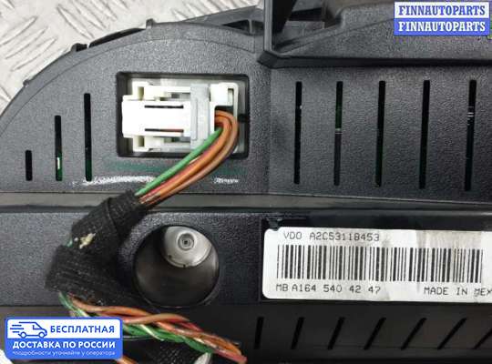 Щиток приборов на Mercedes-Benz ML (W164)