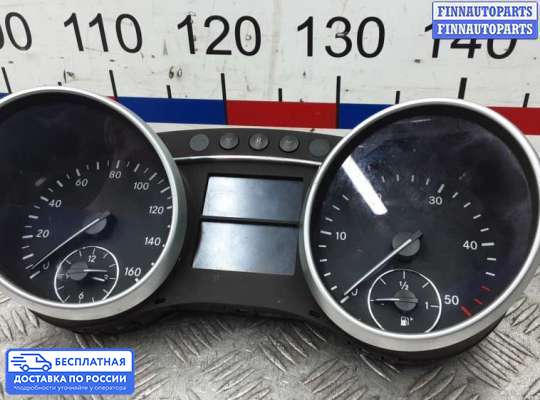Щиток приборов на Mercedes-Benz ML (W164)