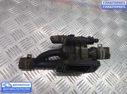 Корпус термостата на Ford Focus III