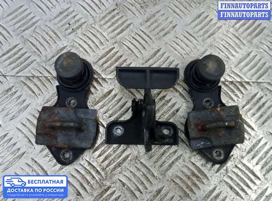 Замок капота на Mercedes-Benz GL (X164)