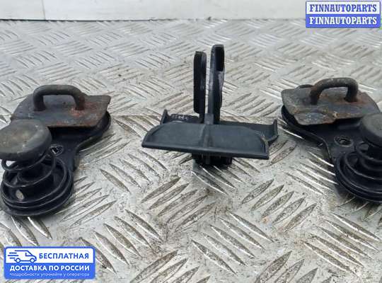 Замок капота на Mercedes-Benz GL (X164)