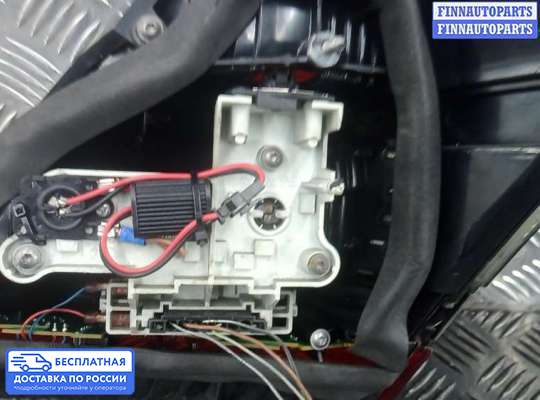 Фонарь задний на Mercedes-Benz S (W221)