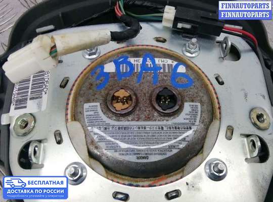 Подушка безопасности водителя (AirBag) на Jeep Grand Cherokee III (WK, WH)