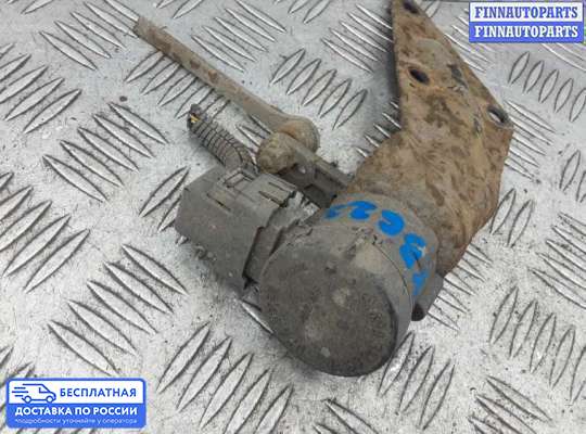 Датчик дорожного просвета на Mercedes-Benz Vito (W638)