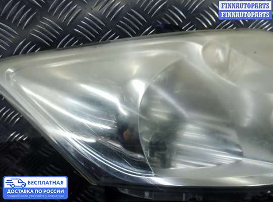 Фара передняя на Toyota Auris I (E150)