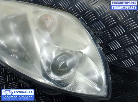 Фара передняя на Toyota Auris I (E150)