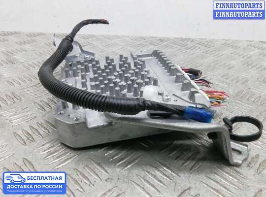 Блок предохранителей на Toyota Prius II