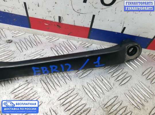 Поводок дворника на Toyota RAV4 II (XA20)