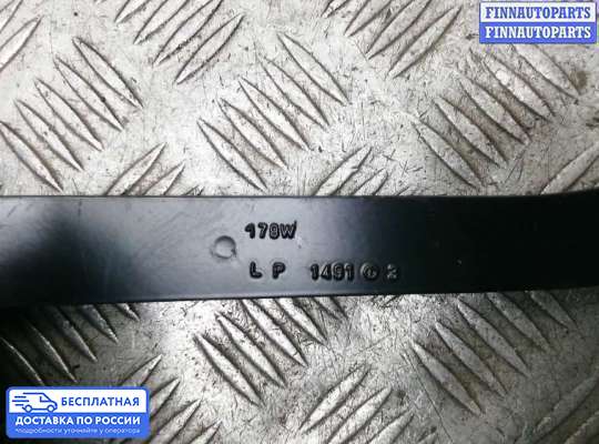 Поводок дворника на Toyota RAV4 II (XA20)