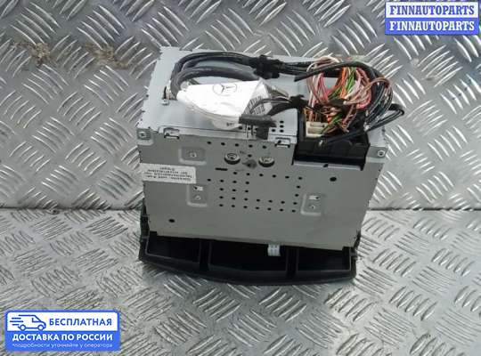 Магнитола на Mercedes-Benz C (W204)