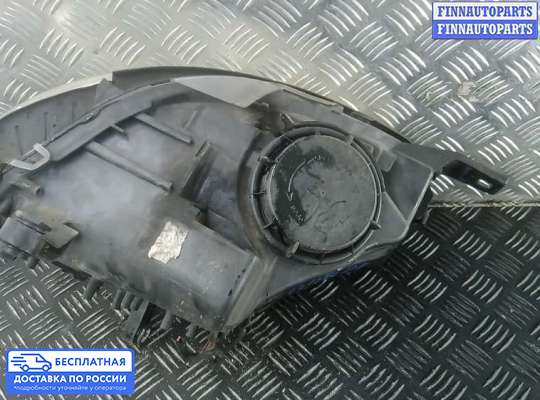 Фара передняя на Mercedes-Benz R (W251)