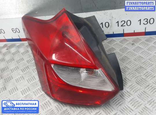Фонарь задний на Ford Focus III