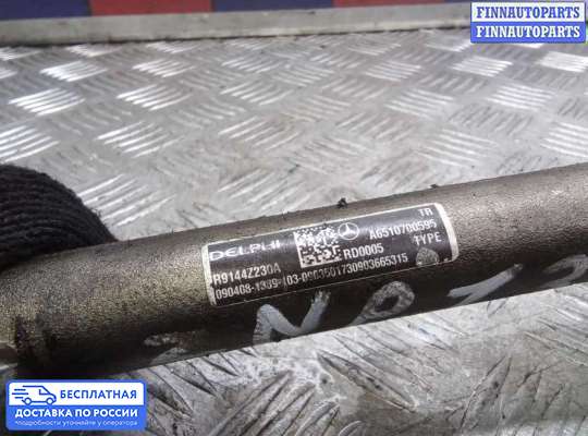 Рампа (рейка) топливная на Mercedes-Benz C (W204)