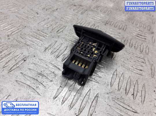 Кнопка аварийной остановки на Nissan Primera (P12)