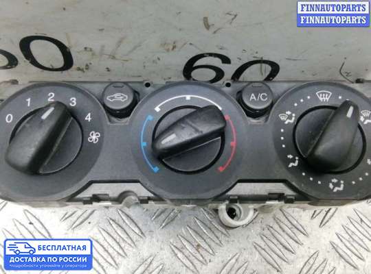 Блок управления печкой на Ford Focus II