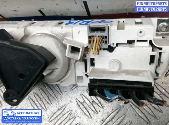 Блок управления печкой на Ford Focus II