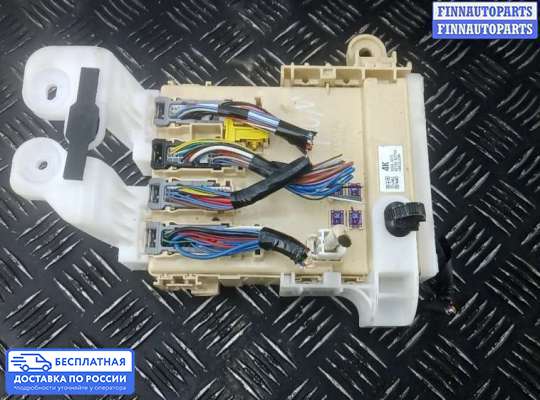 ЭБУ салона (Блок комфорта) на Toyota RAV4 IV (CA40)