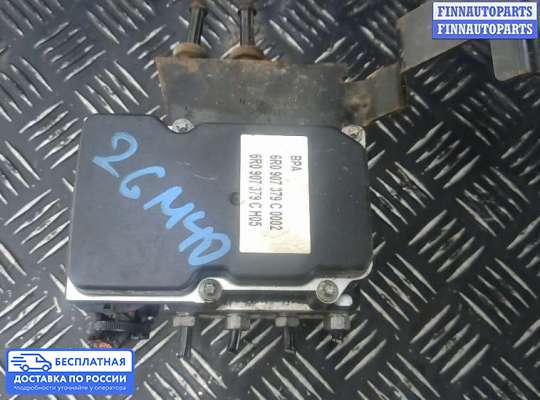 Блок ABS на Skoda Fabia II (5J)