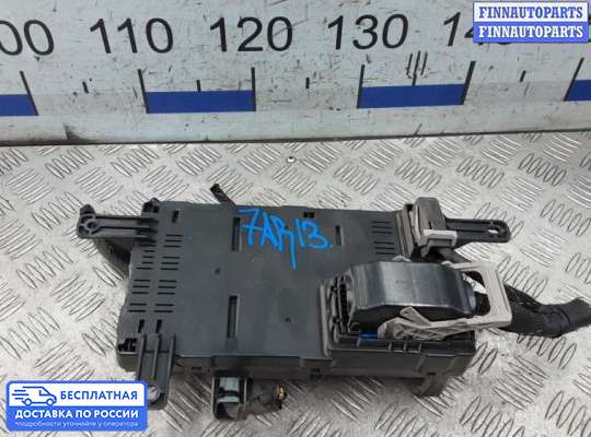 ЭБУ салона (Блок комфорта) на Kia Carnival II (VQ)