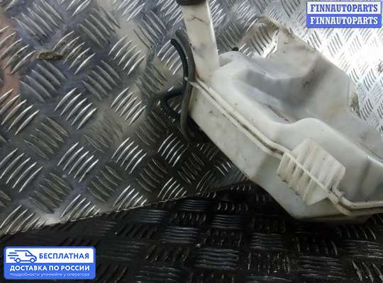 Бачок омывателя на Ford Focus III