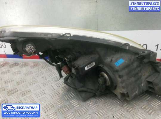 Фара передняя на Toyota Corolla Verso III (AR10)