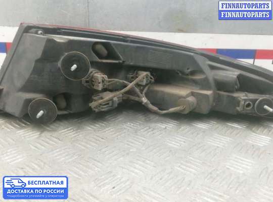 Фонарь задний на Jaguar XF I (X250)