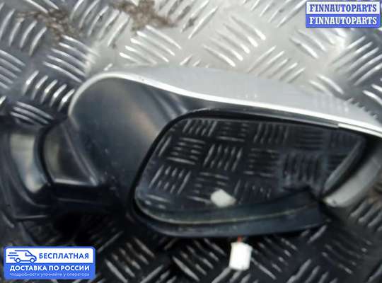 Зеркало боковое на Toyota Auris I (E150)