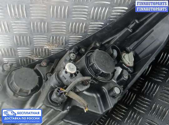 Фара передняя на Hyundai ix35 I / Tucson II (LM)