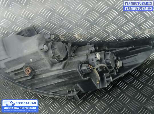 Фара передняя на Hyundai ix35 I / Tucson II (LM)