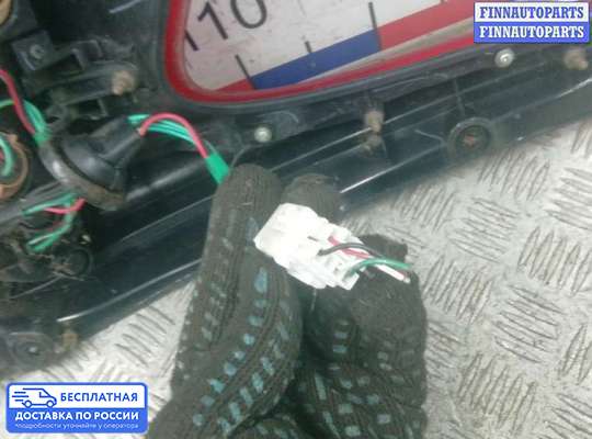 Фонарь задний на Nissan Juke