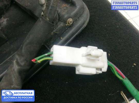 Фонарь задний на Toyota 4runner III (N18)