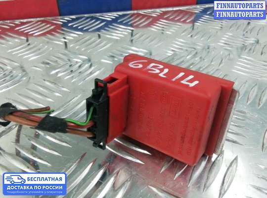 Резистор (сопротивление) отопителя на Volkswagen Golf IV (1J)
