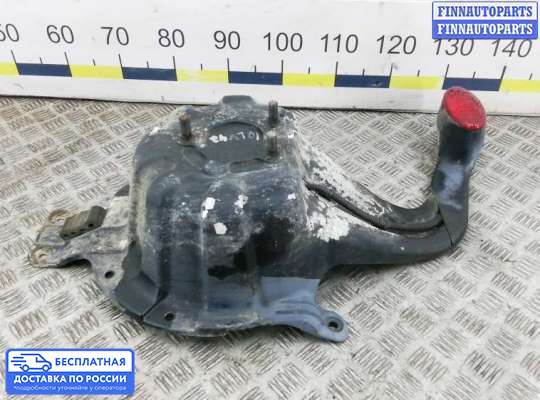 Кронштейн запасного колеса на Land Rover Freelander I