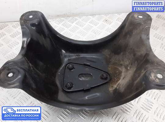 Кронштейн запасного колеса на Toyota RAV4 II (XA20)