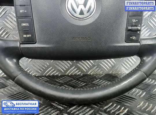 Подушка безопасности водителя (AirBag) на Volkswagen Touareg I (7L)