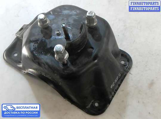 Кронштейн запасного колеса на Toyota Land Cruiser Prado 90