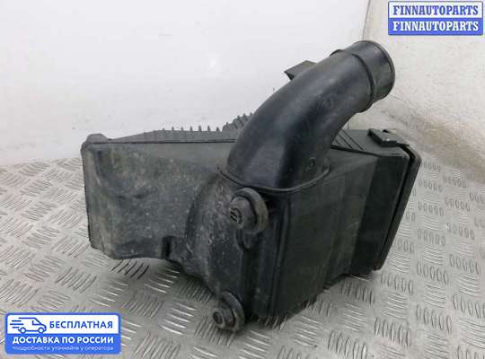 Корпус воздушного фильтра на Nissan Juke