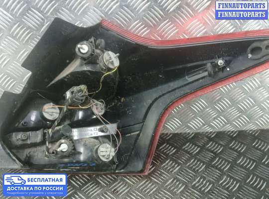 Фонарь задний на Ford Focus III