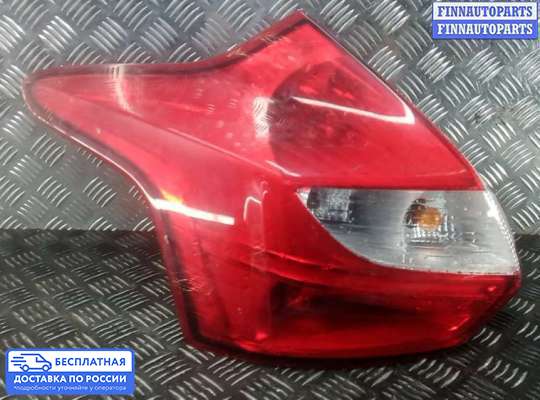 Фонарь задний на Ford Focus III