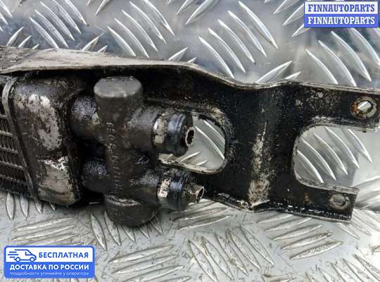 Радиатор масляный на Mercedes-Benz ML (W164)