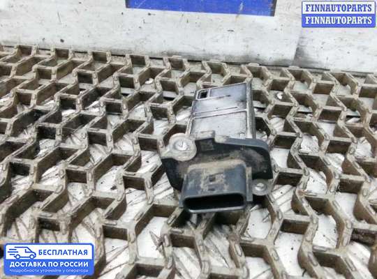 Датчик расхода воздуха (ДМРВ) на Nissan Pathfinder III (R51)
