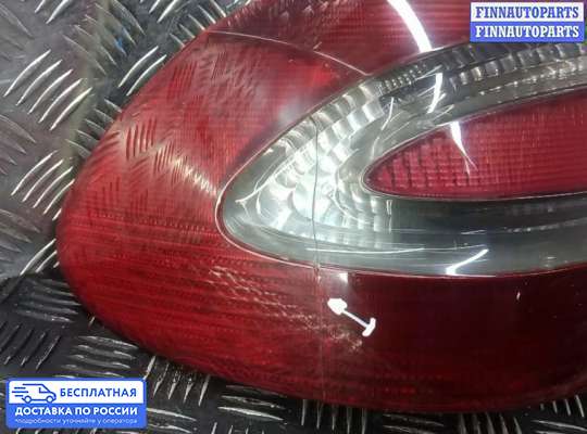 Фонарь задний на Mercedes-Benz CLK (W209)