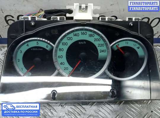 Щиток приборов на Toyota Corolla Verso III (AR10)