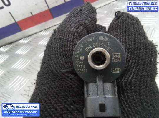 Форсунка топливная на Citroen C4 II (B7)
