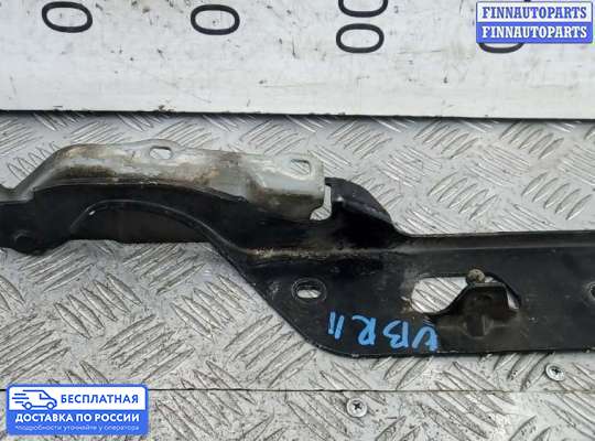 Петля капота на Jeep Grand Cherokee III (WK, WH)