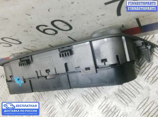Блок управления печкой на Toyota RAV4 IV (CA40)