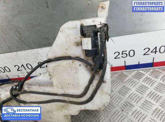 Бачок омывателя на Ford Focus II