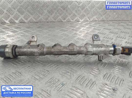 Рампа (рейка) топливная на Volkswagen Passat B7 (36)